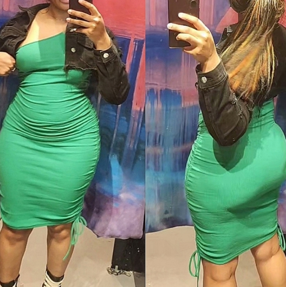 Green One Shoulder Ruched Ribbed Bodycon Dress - Picture 3 of 4